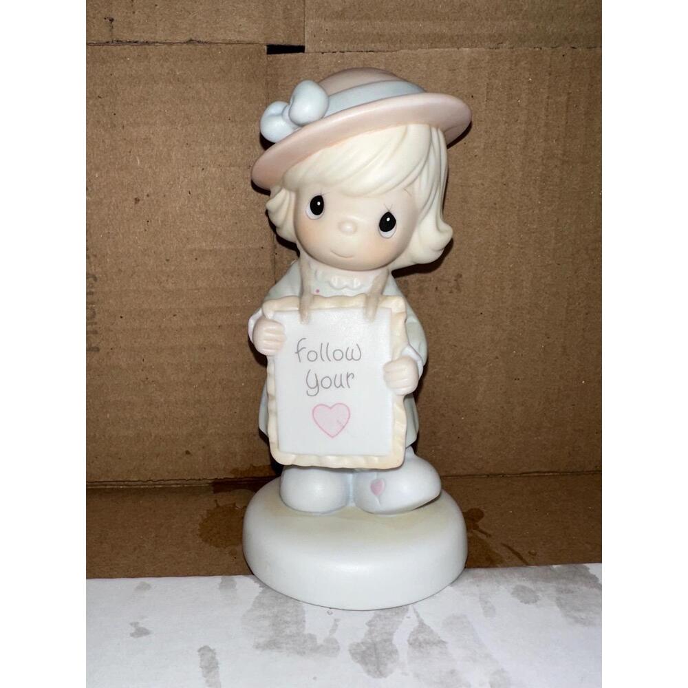 Precious Moments Follow Your Heart Blonde Hair Hat Heart Girl Figurine